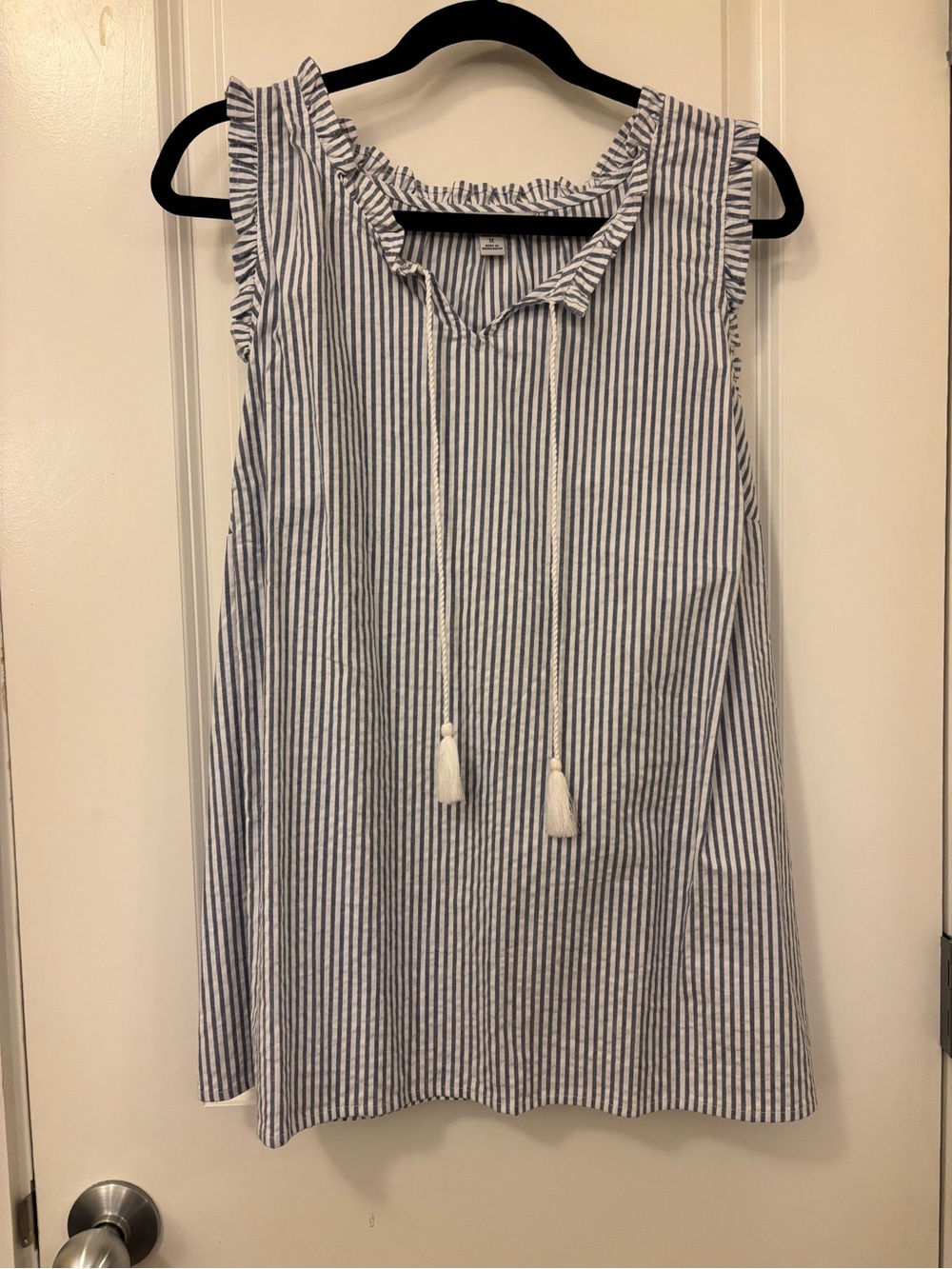 Croft & Barrow Blue and White Striped Sleeveless Ruffle Tie Tank 1X